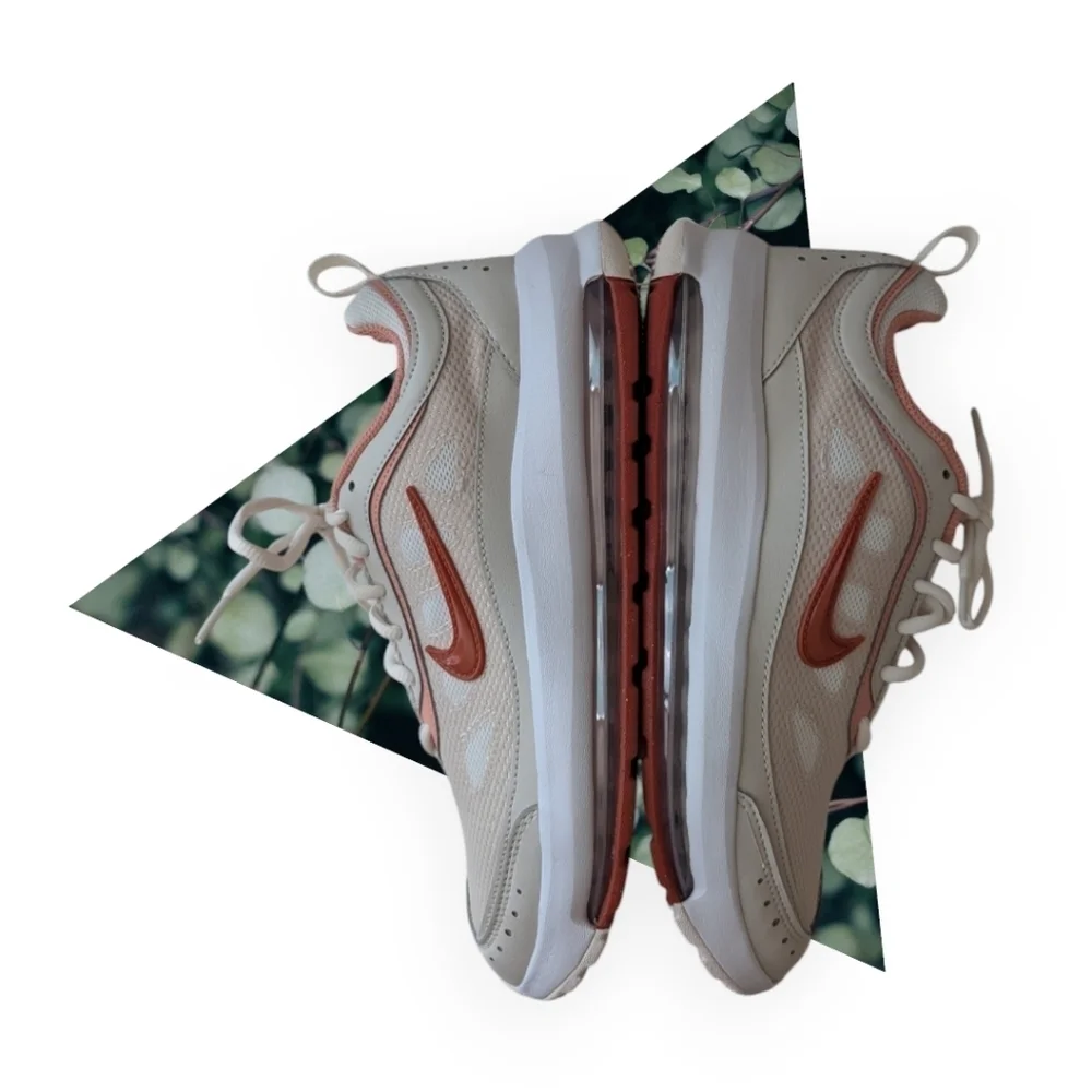 Nike Women's Air Max AP Shoe Sizes 8 , 8.5 and 9